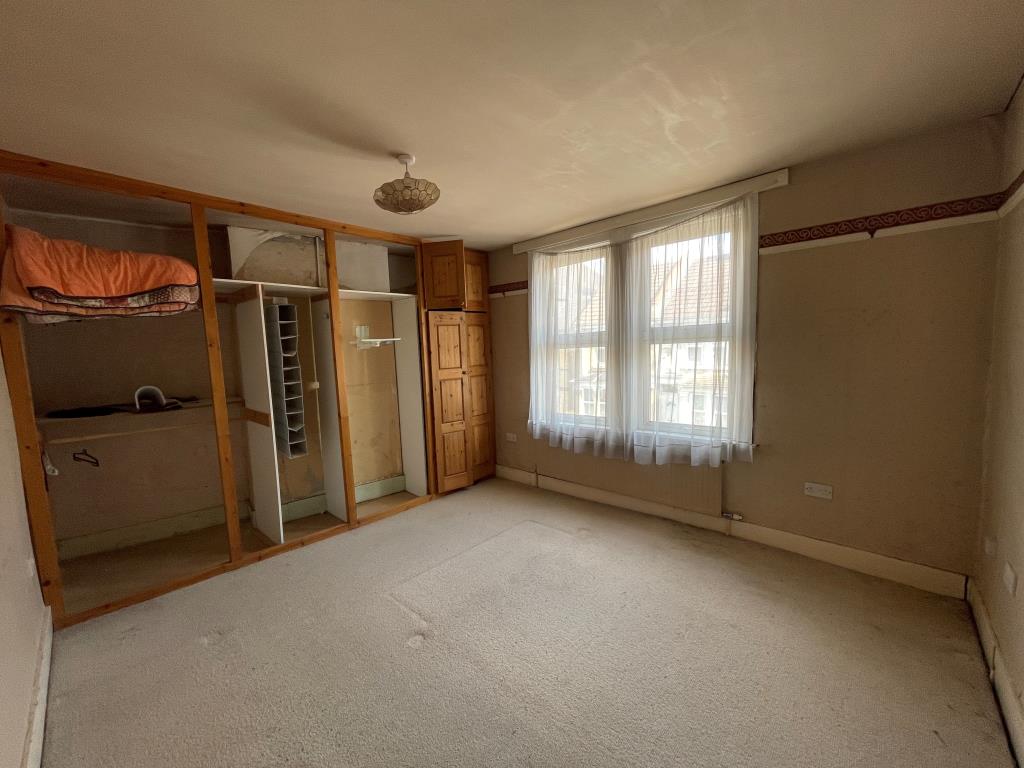 Lot: 2 - HOUSE FOR REPAIR AND REFURBISHMENT - Bedroom one